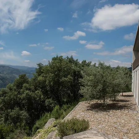 לינה וארוחת בוקר Covela Baião